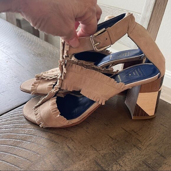 Valentina Rangoni Tan‎ Fringed Block Heel Sandals, Size 7